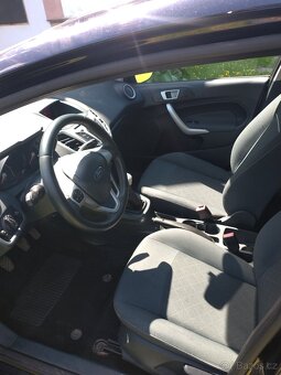 Ford fiesta1.6 tdci - 10