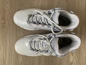 NIKE Jordan vel. EU40 - 10