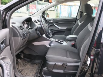 Prodám Ford Kuga 2.0 TDCi 103 kW 4x4 - 10