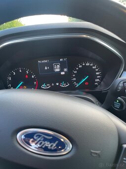 Ford Focus kombi 1,5 110 kw - 10