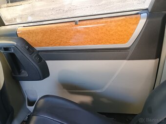 Chrysler Grand Voyager - 10