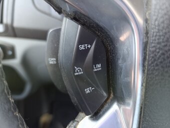 Ford Transit valník 7mist - 10