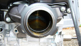 Motor Suzuki 570 komplet nejetý - 10