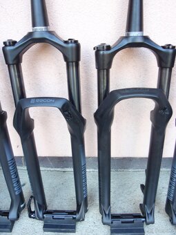 Nové vidlice Fox 34 a Rock Shox Zeb, 35, Recon, Judy - 10