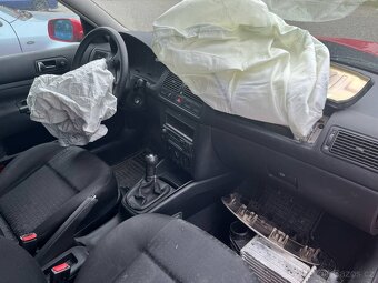 vrak – VW Golf IV 1.9 TDI, r.v. 2000, na náhradní díly - 10
