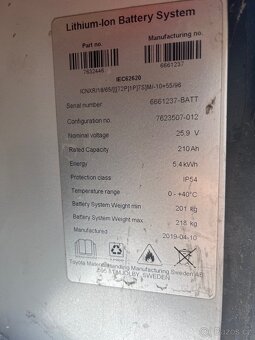 Elektrický nízkozdvižný paletový vozík TOYOTA - 10