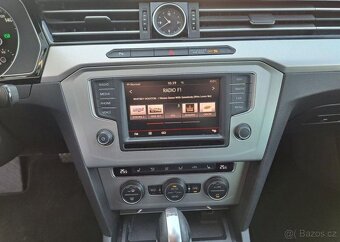 Volkswagen Passat 2,0TDI 110kW Variant BlueMotio - 10