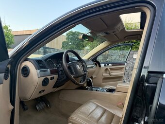 Prodam Volkswagen Touareg R.V 2006 5.0 TDI - 10