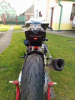 Aprilia RS 660 Supertwin - 10