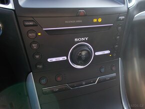 FORD Edge 2.0 TDCi 132kW 4x4 TITANIUM - 1.majitel - 10