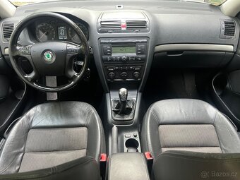 ŠKODA OCTAVIA 2.0TDI 103KW COMBI /ALU-R17/NOVÁ-STK/PDC/ - 10