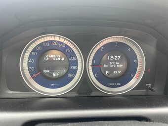 Volvo XC60, 4x4, 120kW,R-Design,06/2013, 1.majitel,xenony - 10