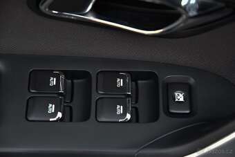 Kia Ceed 1.6 CRDi 100 kW 6st,KLIMA,TEMP,VÝHŘEV,ČR,DPH,FACE - 10