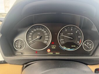 BMW 320d Touring (F31) - 10