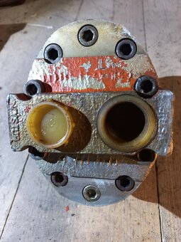 Hydraulické čerpadlo - 10