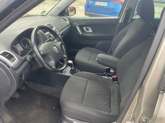 Škoda Fabia 2 combi 98tis km 1.6 16V MPI - 10