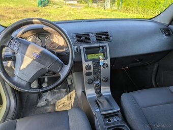 Volvo V50 - 10