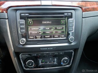 ŠKODA SUPERB II 3.6i V6 191kw 4x4 Dsg 2009 Elegance - 10