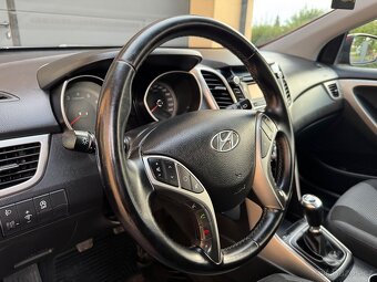 Hyundai i30 1.6i 99Kw - 10