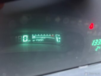 Toyota Yaris 1,0 VVT-i 51 KW r.v. 2008 . - 10