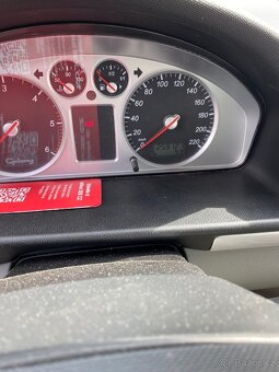 Ford Galaxy - 10