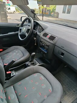 Škoda Sedan 6Y / 1,4 MPI 50 KW - 10