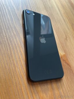 iPhone 2020 SE - 10