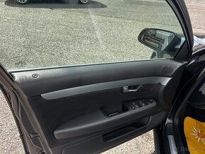 AUDI A4 2,5 TDI - MANUAL - NOVÁ STK - 10