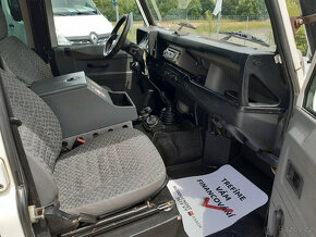 Land Rover Defender 110 TD5, 9míst, naviják, ČR, tažné 3,5t - 10