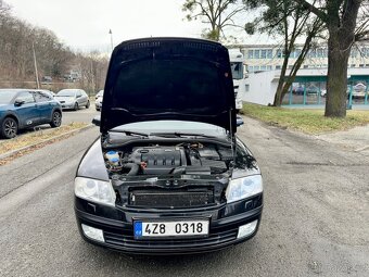 Škoda Octavia 2,0 TDi -4x4-tažné zařízení - 10