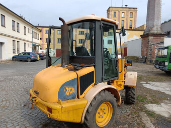 Kolový nakladač JCB 407 - - 10