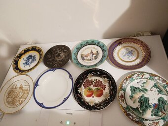 Sklo a porcelán. - 10