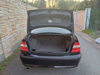 Benzínové BMW 318i ... 153042km - 10