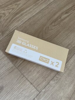 Samsung 40” 3D LED TV - 10