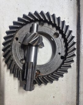 Nové a použité diferenciály soukolí 8/37 9/35 10/35 K750 M72 - 10