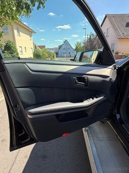 Mercedes benz E212 E220,350 cdi rok 2012 - 10