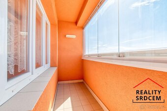 Pronájem družstevního bytu o velikosti 3+1+zasklená lodžie/6 - 10