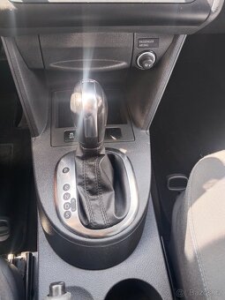 VW Caddy maxi 2,0tdi,103kw,dsg,serviska,7 mist - 10