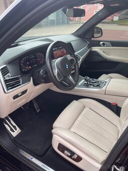BMW X7 3.0 M50d - 10
