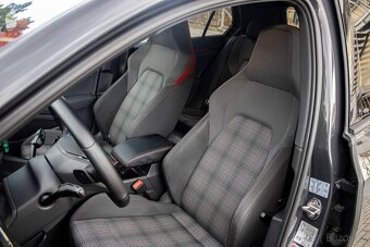 Volkswagen Golf GTI 2.0 TSI 180kw, 7AT - 10