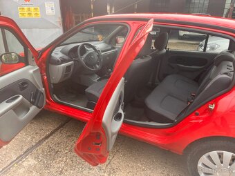 Renault Thalia 1.4 - 10