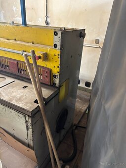 prodám tabulové nůžky NTC 2000/2,5 - 10