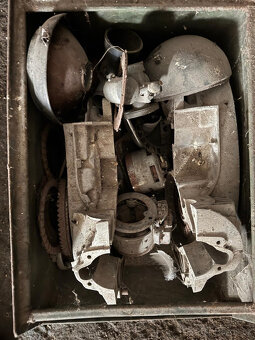 jawa 21 pionýr, díly CZ175,125 - 10