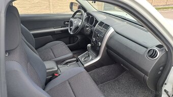 Suzuki Grand Vitara 2.4i Comfort 122kw, automat, 86000 km - 10