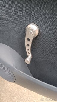 Náhradní díly na Felicia - 10