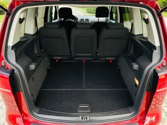 Volkswagen Touran 1.2TSI 7MÍST MANUÁL VÝHŘEV SERVISKA - 10