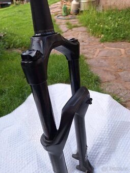 Rockshox Judy 29" 130mm zdvih - 10