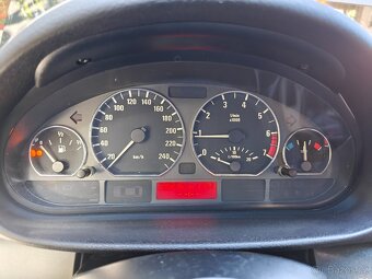 BMW E46 318i, rok 2000 - 10