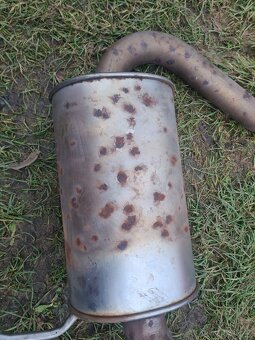 Střední díl výfuku na Škoda Octavia 2.0 TDI rok 2005 - 10