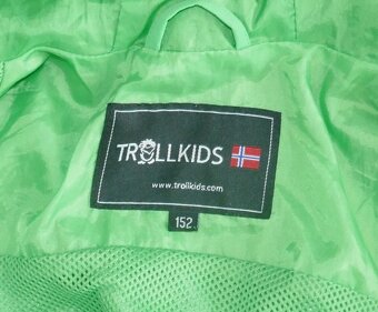 Kvalitní outdoorová bunda, vel. 152, zn. Trollkids - 10